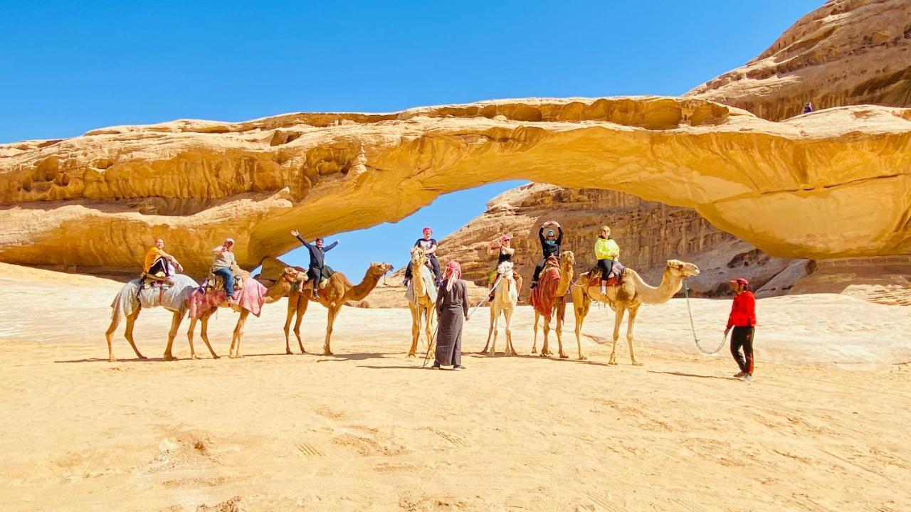 Hotel Rum Jordan Camp And Tours à Wadi Rum Extérieur photo