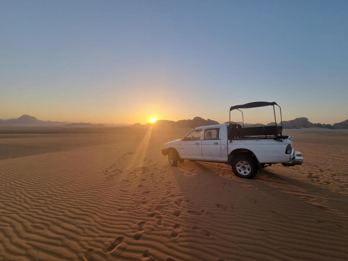 Rum Jordan Camp And Tours Wadi Rum Extérieur photo